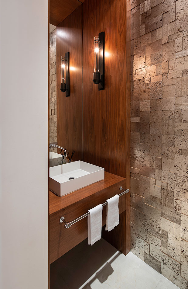 dunagan diverio pinetree drive powder room